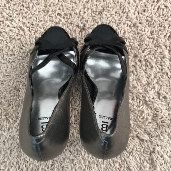 Hematite and black latex open toe with crisscross Black latex, Platform heels - Picture 8 of 17